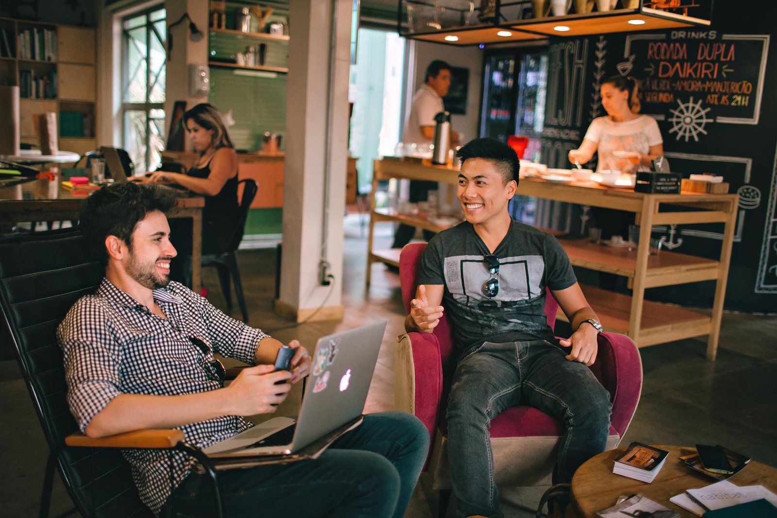 17 Best HR Software in UAE: Ultimate Guide for Success